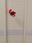 Papá Noel Escalador Cuerda Sube y Baja Musical Adorno Navideño